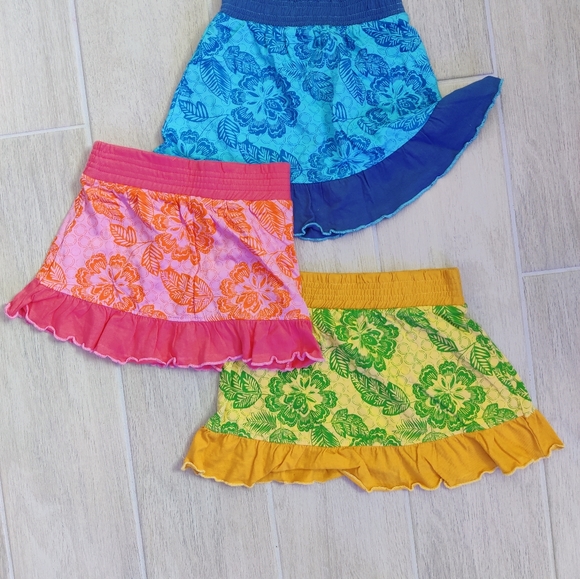 Girls skirts 2T/3T, pack of 3 NWOT - Picture 3 of 4